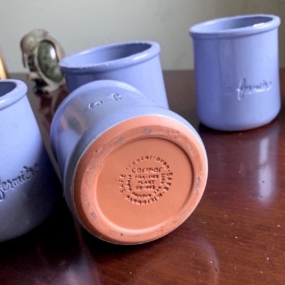 Set of 2 Zodiac & 2 Plain La Fermiere Glazed Terra Cotta
Mini Pots - Picture 8 of 8